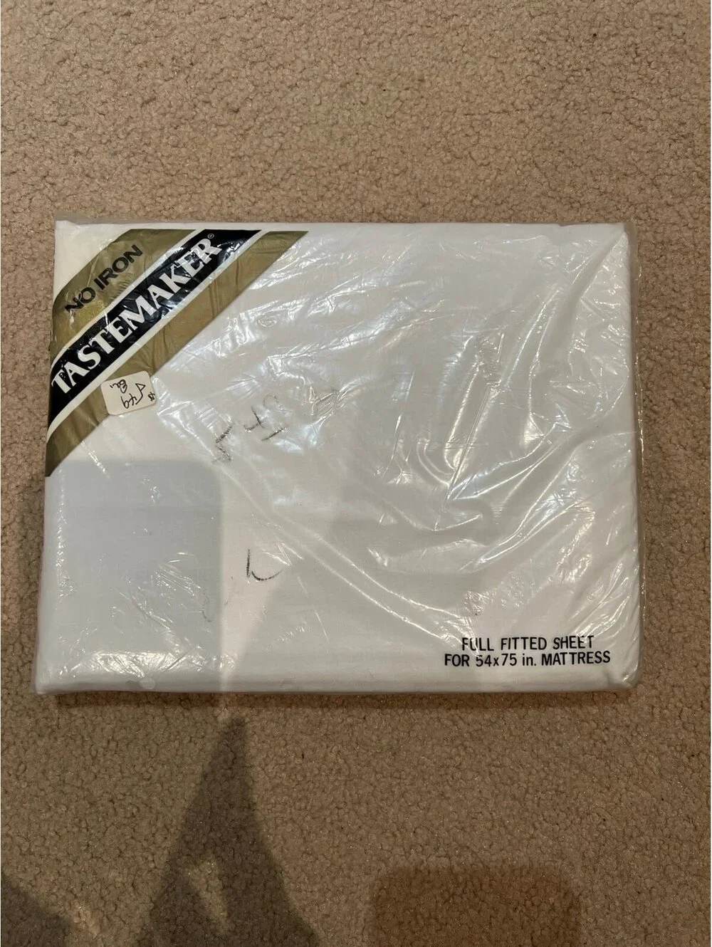 Vintage tastemaker bedsheet